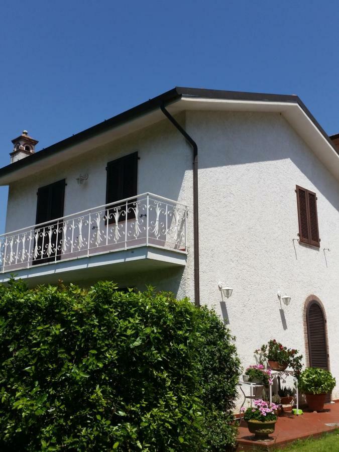 Вилла Casa Vittoria Corsanico-Bargecchia Экстерьер фото